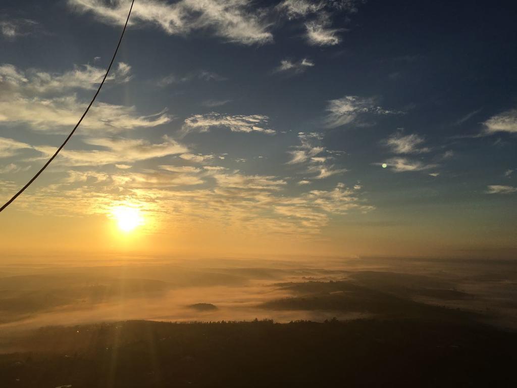 Pousada Suítes Águas de São Pedro Esterno foto