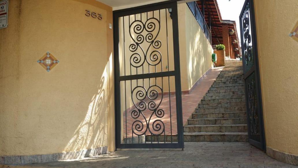 Pousada Suítes Águas de São Pedro Esterno foto